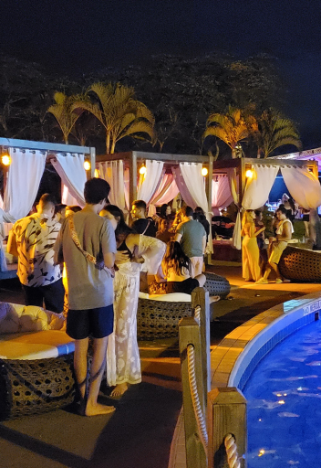 lagoon-beach-club-01