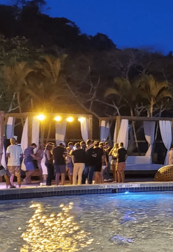 lagoon-beach-club-04